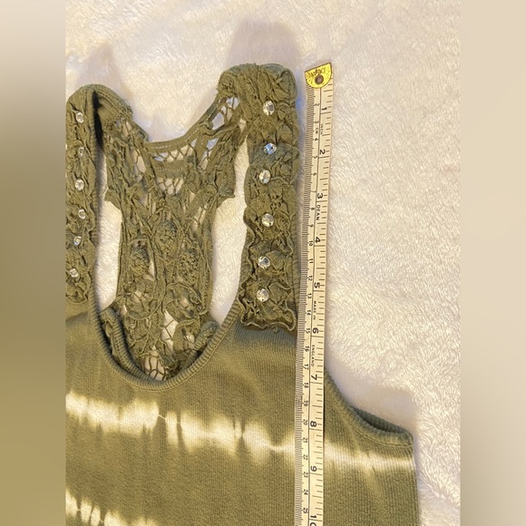 VENUS Womens Medium Tie Dye Olive Green and White Racerback Tank Top - Picture 8 of 12